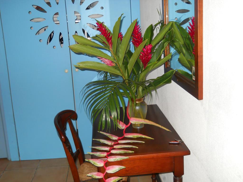 סנטה-אנה Appartements Residence Mahoghany מראה חיצוני תמונה